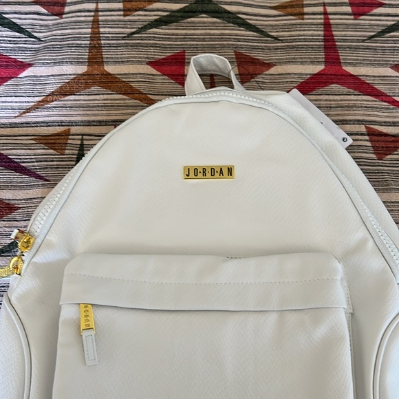 NIKE AIR JORDAN Snakeskin Pattern White Gold-Tone Hardware Regal Backpack NWT - Picture 2 of 12
